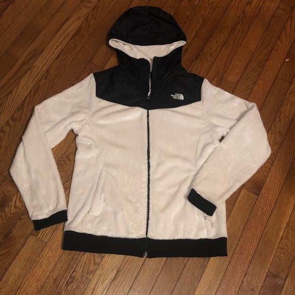 The North Face Jackets & Blazers - The north face fleece jacket